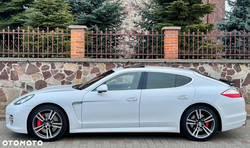 Porsche Panamera - 5