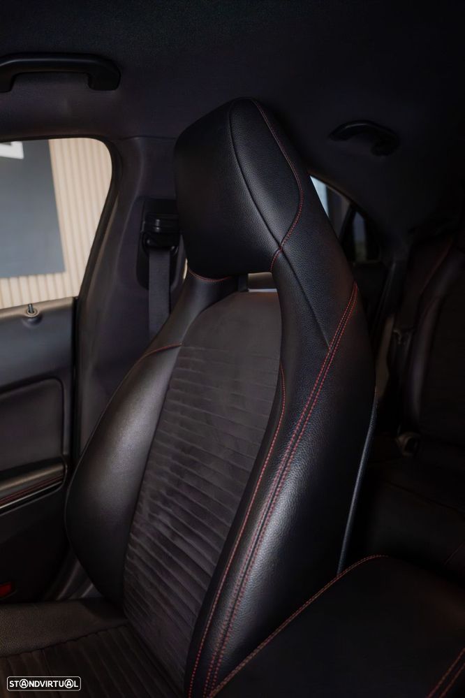 Mercedes-Benz CLA 220 d 7G-DCT AMG Line - 44