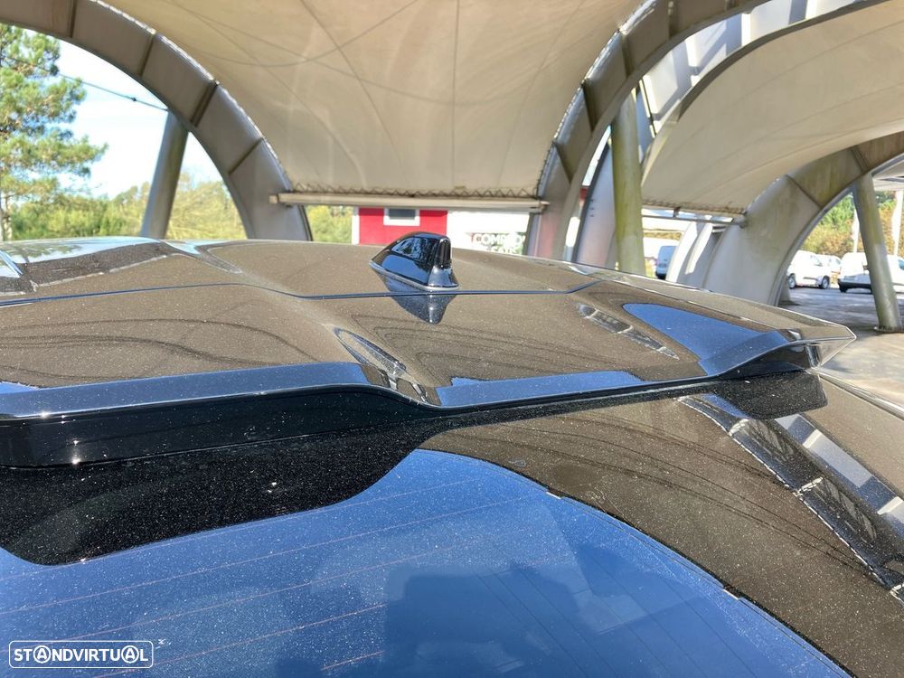 Toyota C-HR 1.8 Hybrid Square Collection - 24