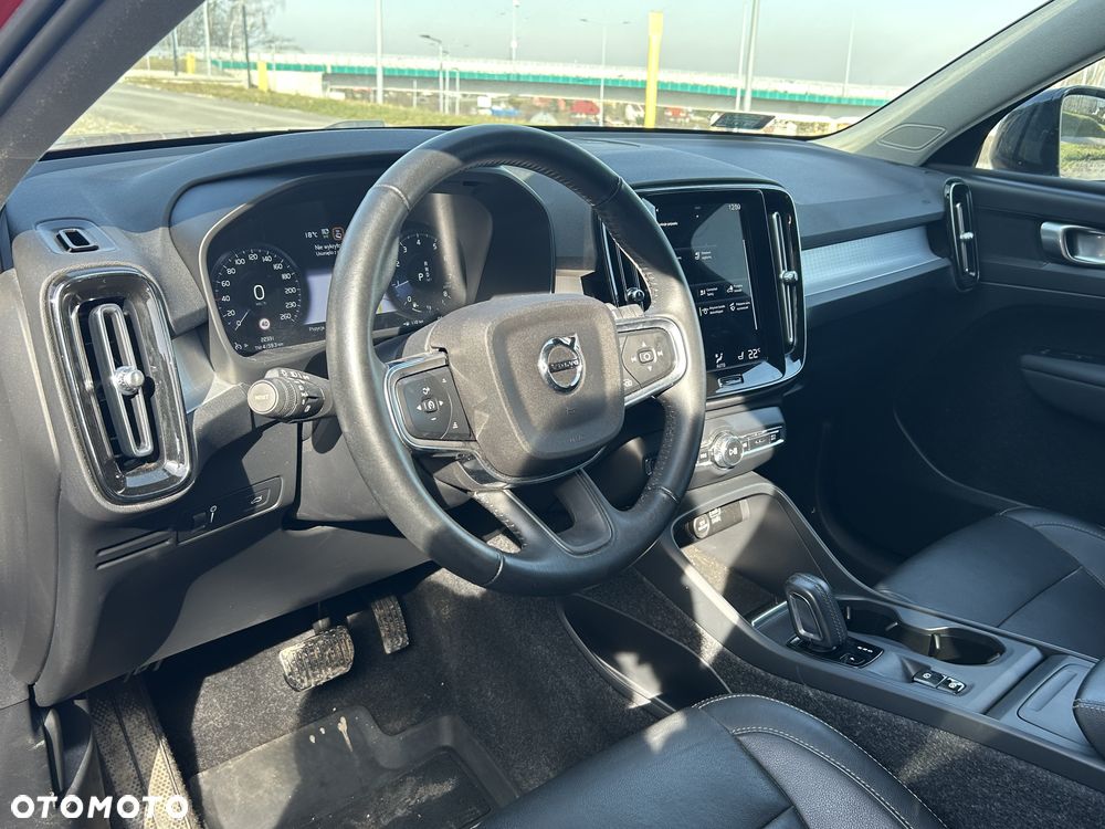 Volvo XC 40 T5 AWD Momentum - 12