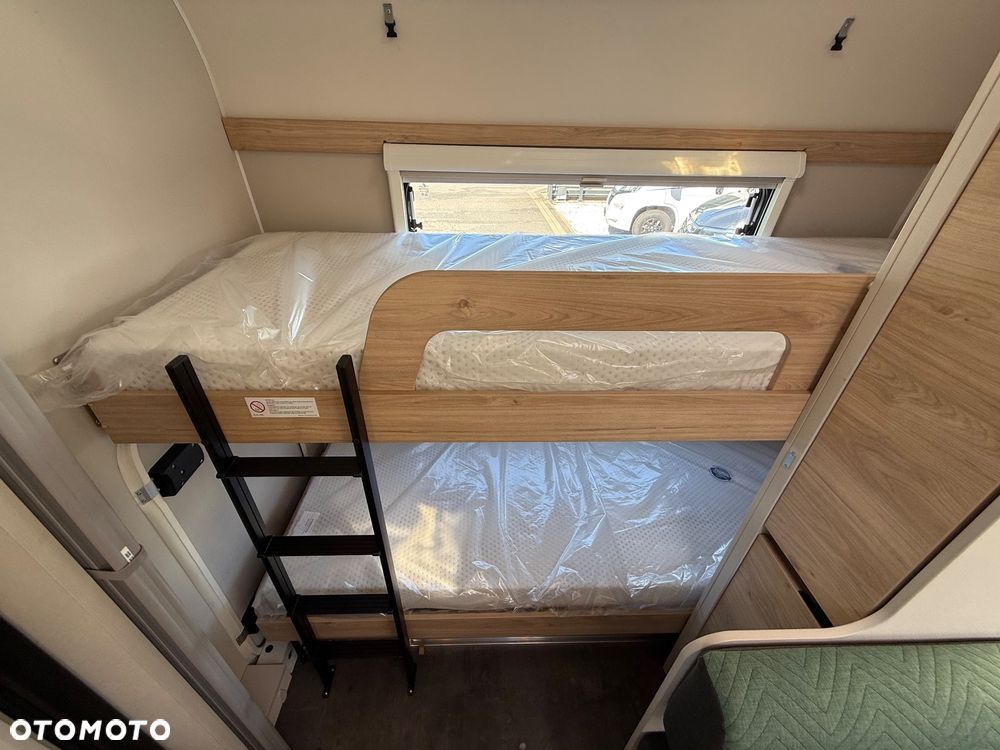 Dethleffs Camper 530 FSK - 11