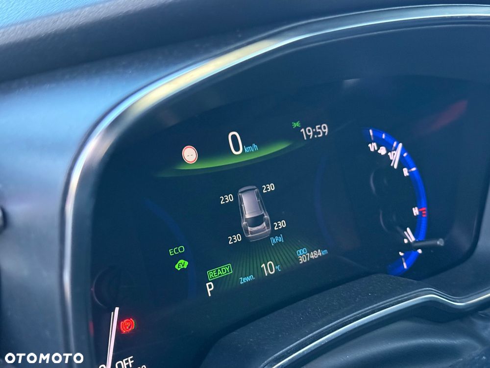 Toyota Corolla 1.8 Hybrid Comfort - 30