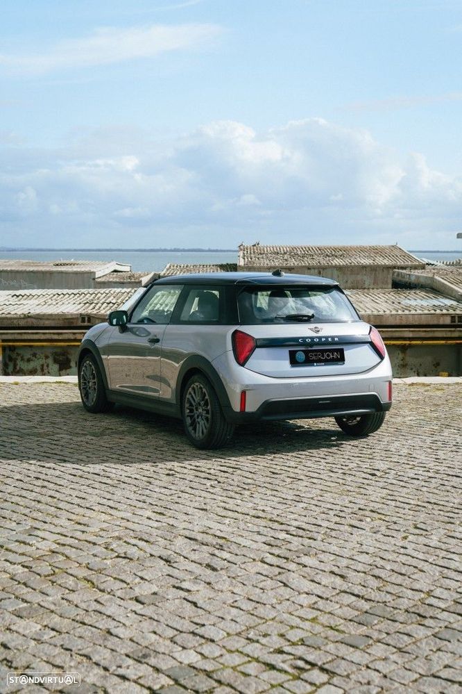 MINI 3 Portas Cooper C Essential - 5