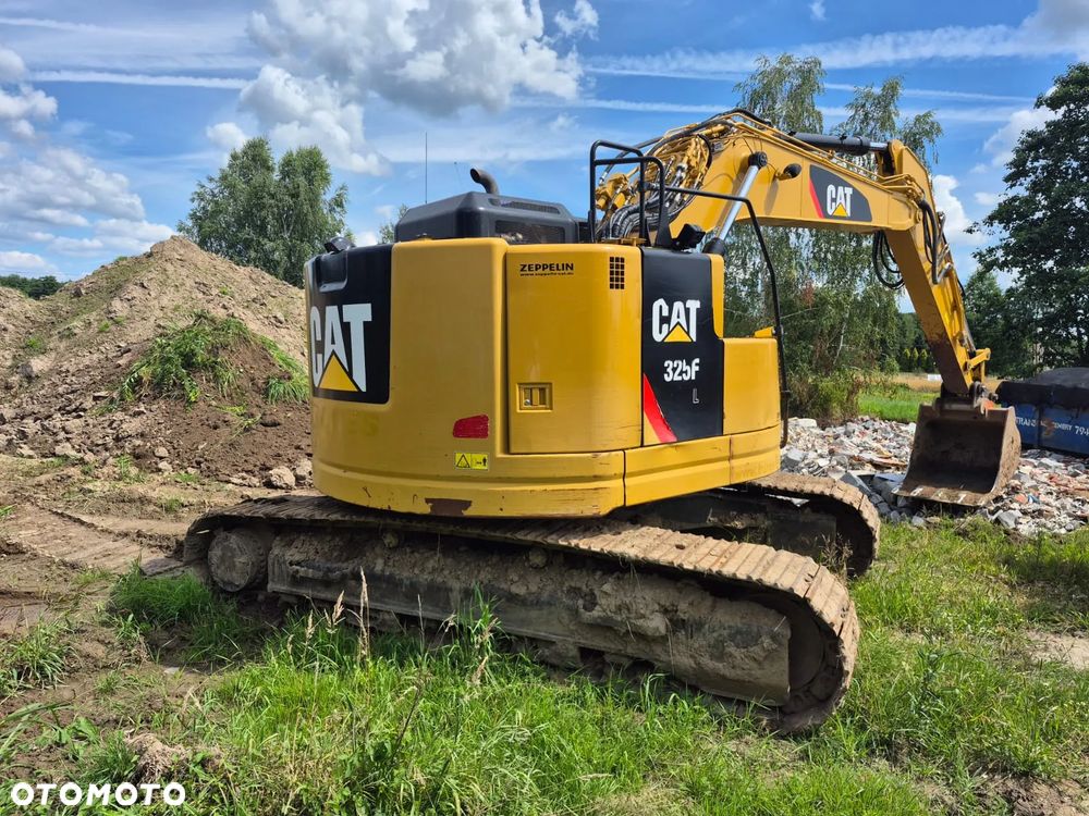 Caterpillar 325F - 5