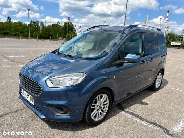 Ford Tourneo Courier 1.5 TDCi Titanium - 1