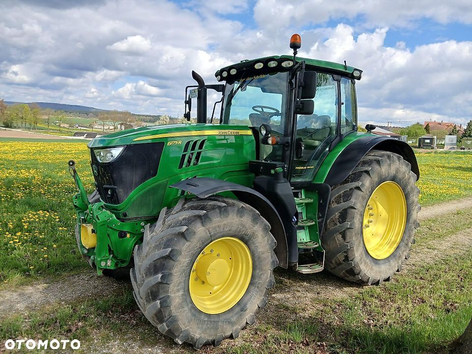 John Deere 6175R - 1
