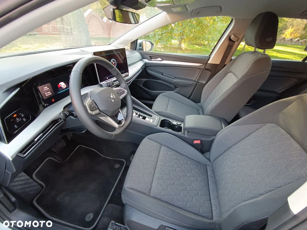 Volkswagen Golf - 9