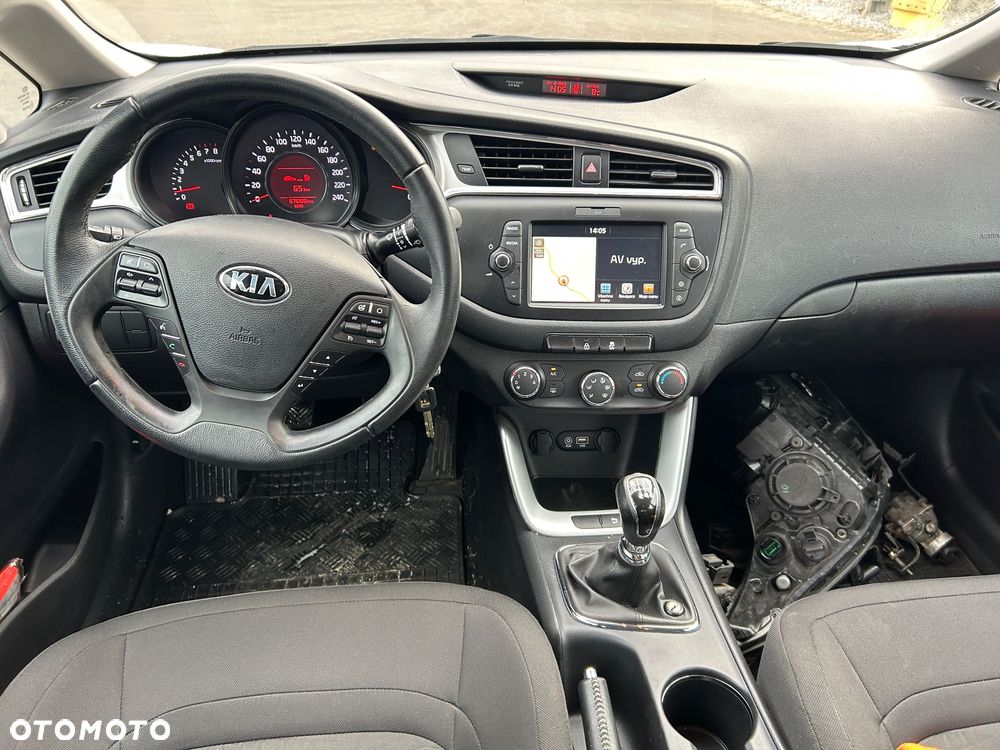 Kia Ceed - 20