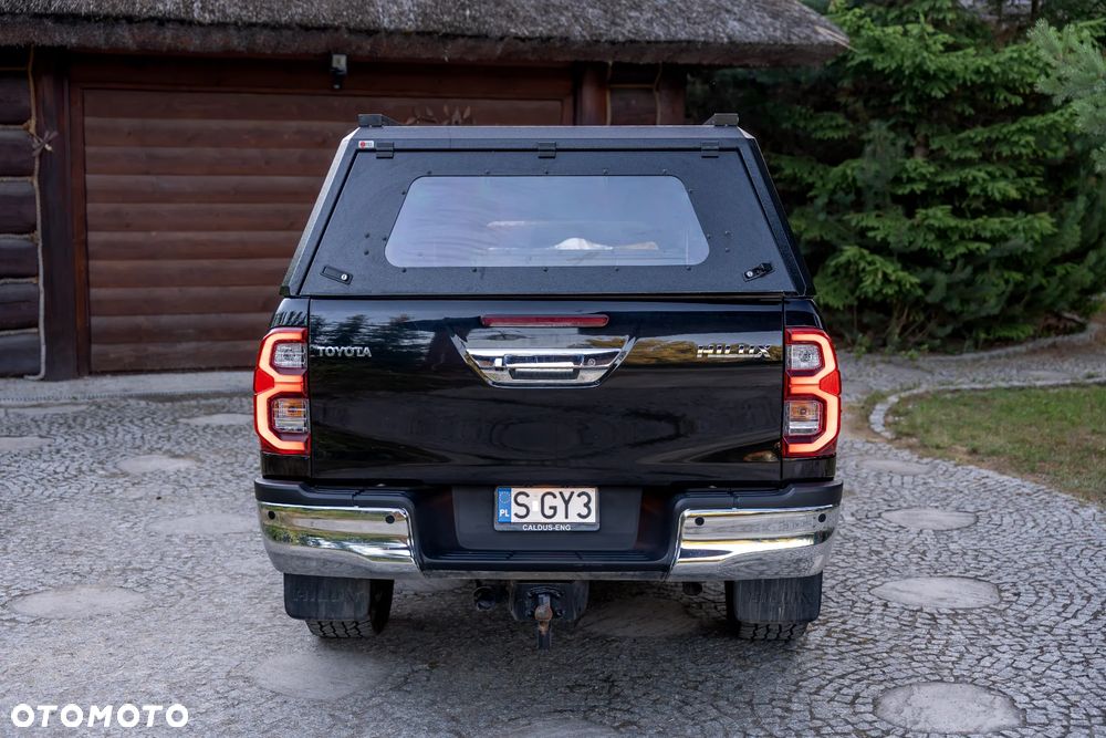 Toyota Hilux 2.8 D-4D Double Cab SR5 4x4 - 19