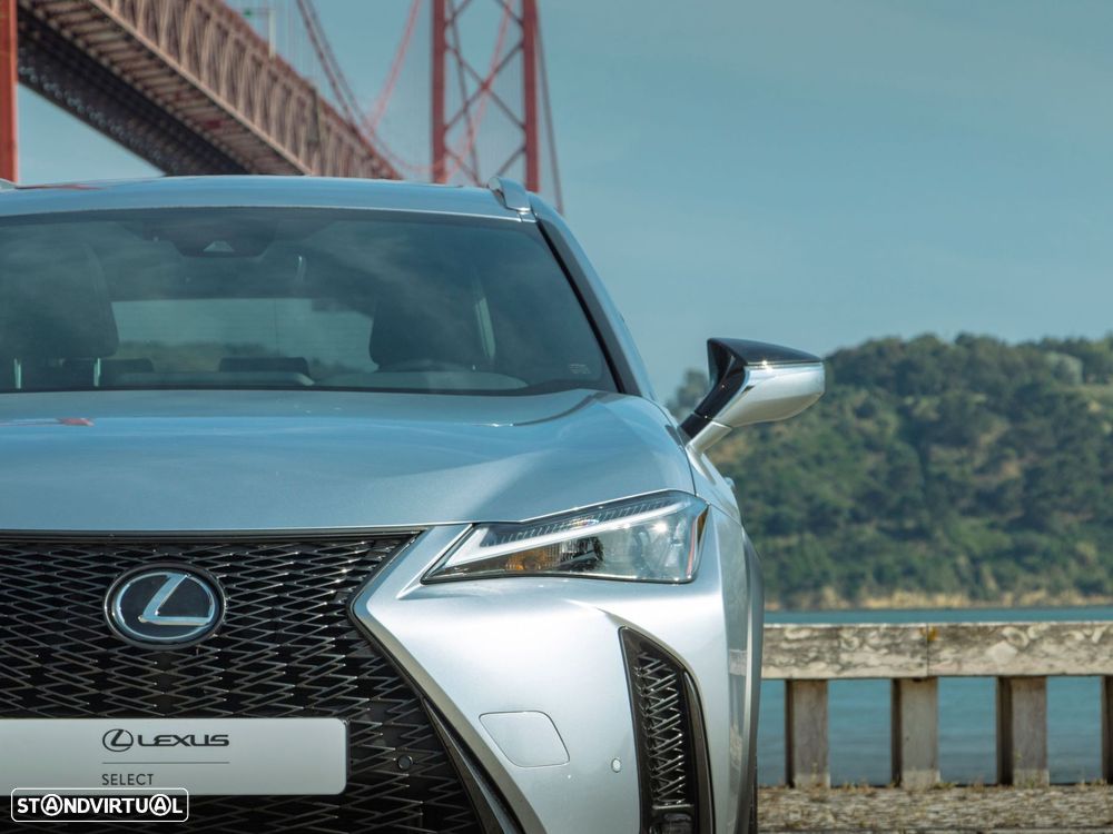Lexus UX 250h Sport (Ecrã 12.3) - 20
