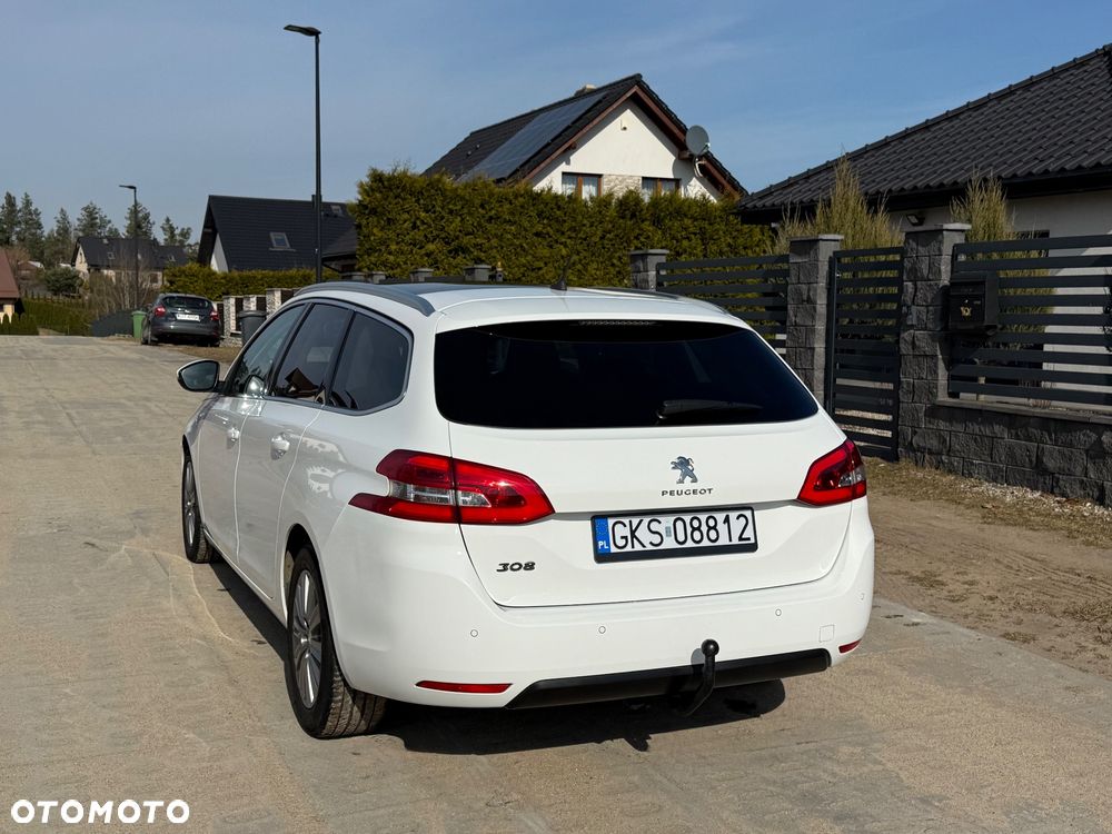 Peugeot 308 BlueHDi 130 Stop & Start Allure Pack - 26