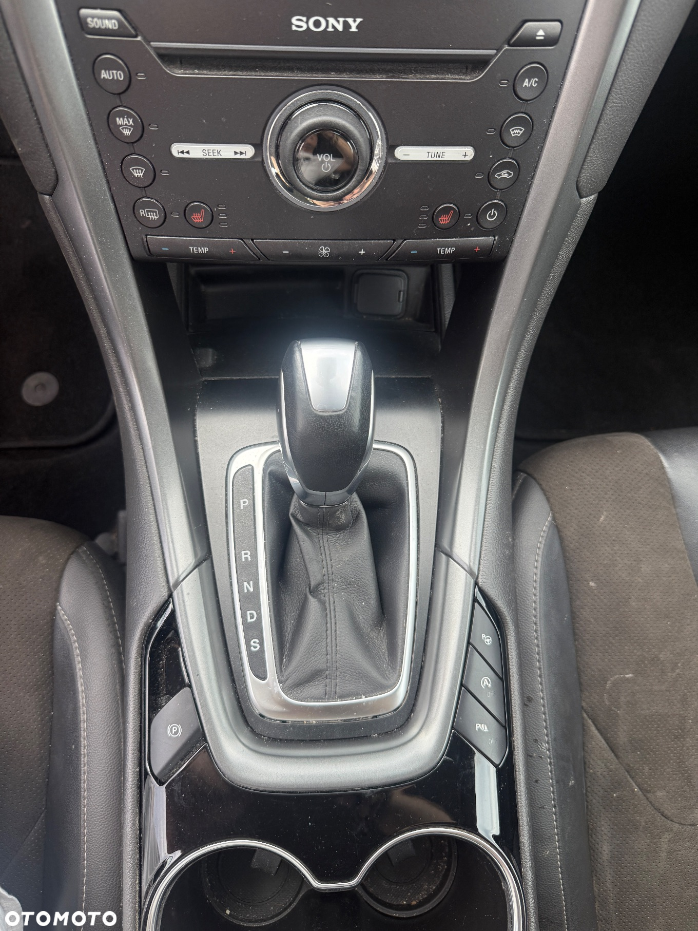 Ford Mondeo - 18