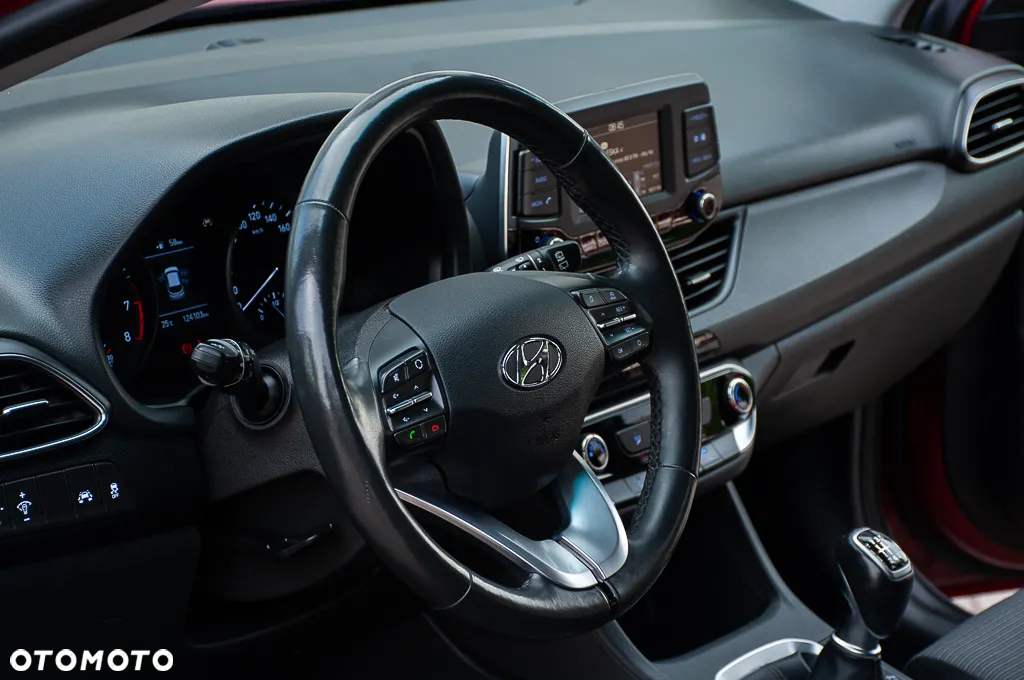Hyundai i30 1.0 T-GDI Premium - 26