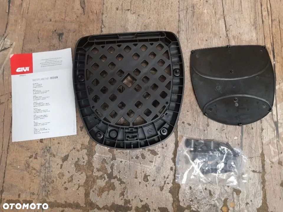 Płyta pod kufer centralny Givi Monolock Z113BKIT - 5
