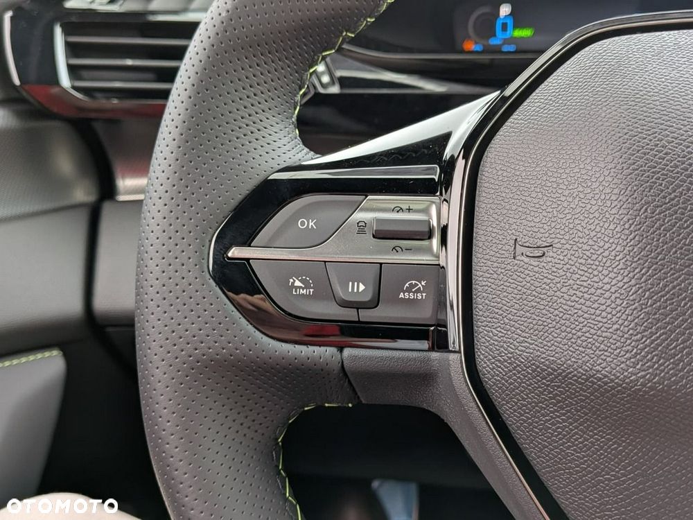 Peugeot 408 240 e-DSC7 GT Exclusive - 19