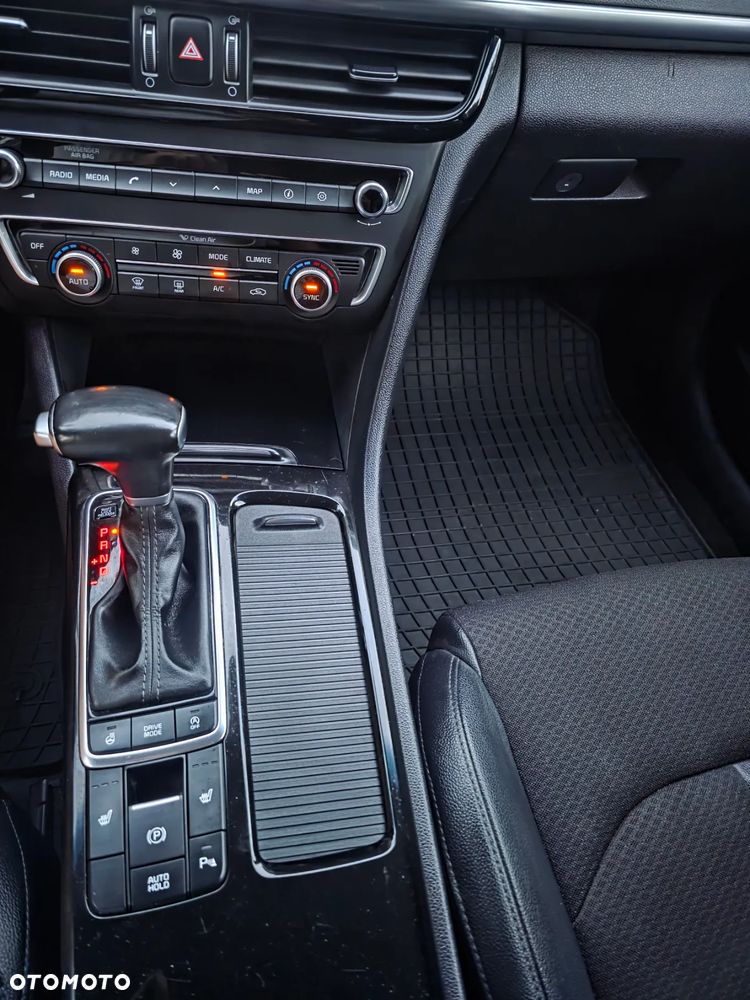 Kia Optima 1.7 CRDI L DCT - 14