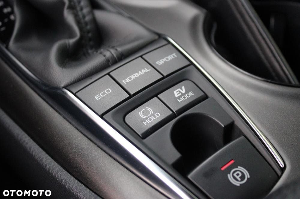Toyota Camry - 15
