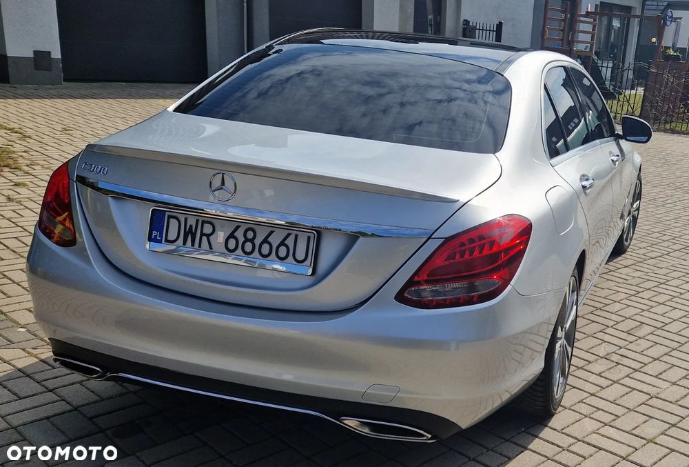 Mercedes-Benz Klasa C 300 7G-TRONIC - 11