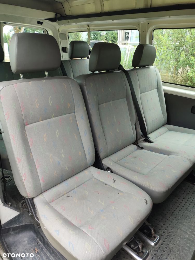 Volkswagen Transporter - 11