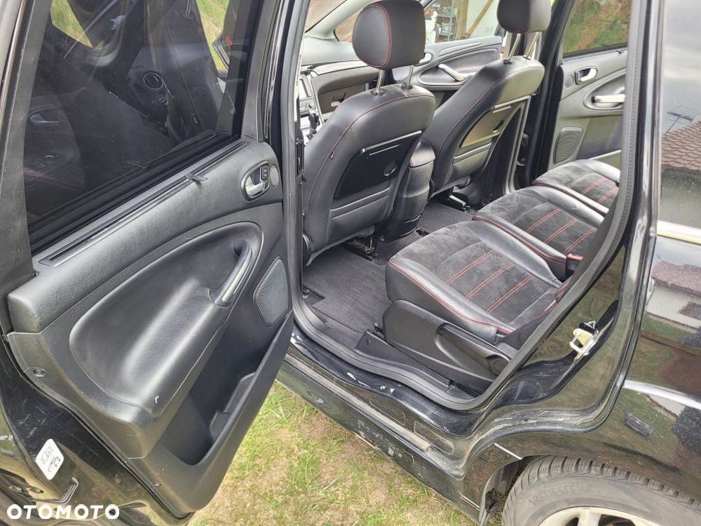 Ford S-Max - 7