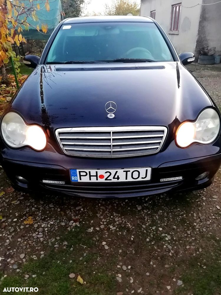 Mercedes-Benz C - 3