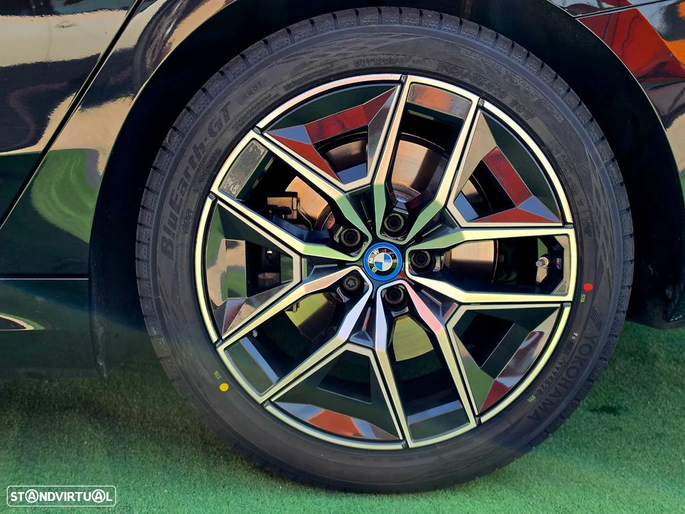 BMW i5 eDrive40 Pack Desportivo M - 13