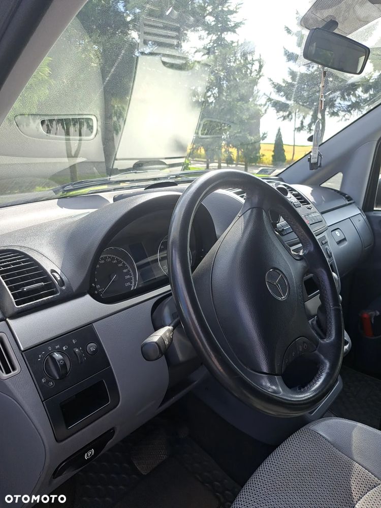 Mercedes-Benz Viano - 9