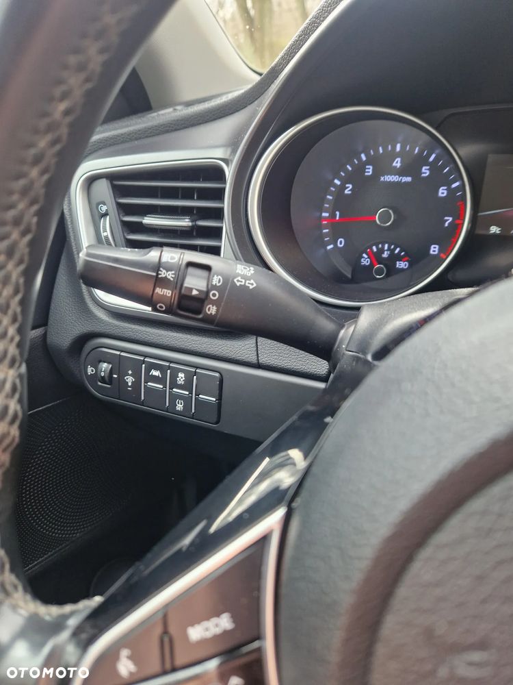 Kia Ceed 1.5 T-GDI M - 29