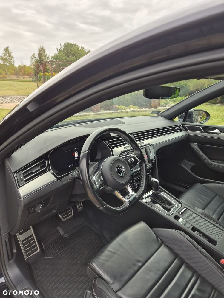 Volkswagen Passat - 40