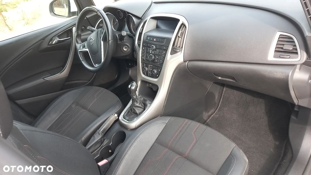 Opel Astra 1.7 CDTI DPF White Edition - 9