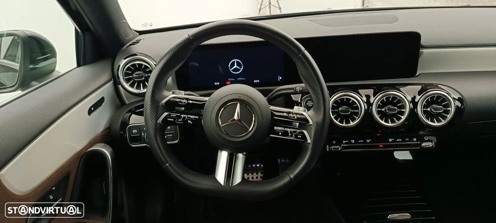 Mercedes-Benz A 250 e - 19