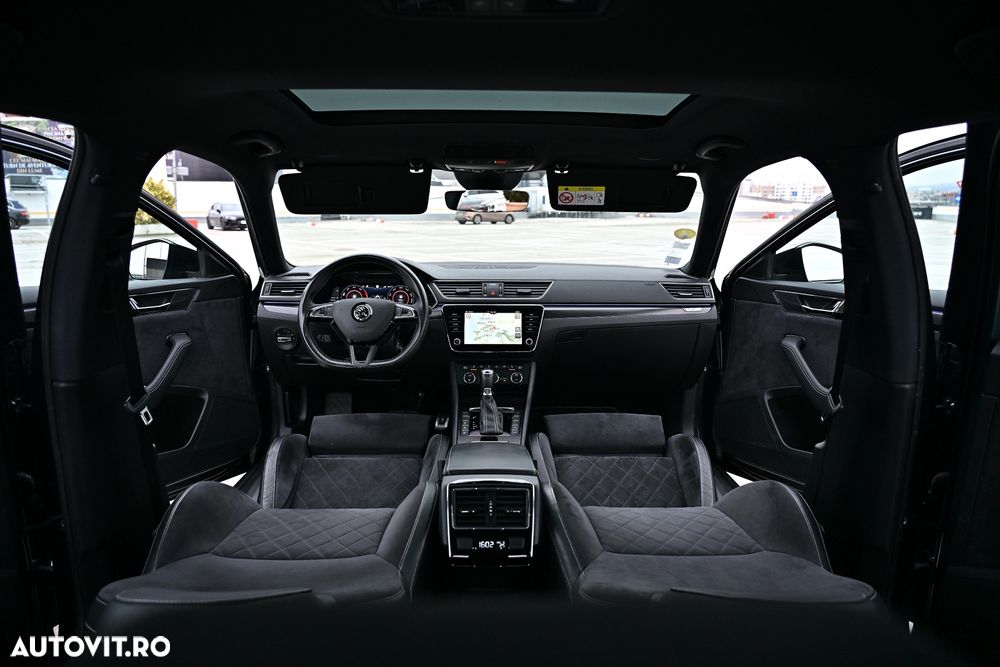 Skoda Superb 2.0 TDI DSG Sportline - 12