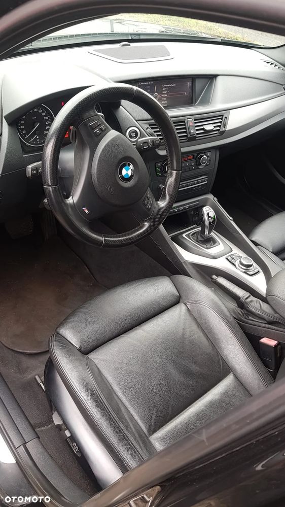 BMW X1 xDrive28i Sport Line - 3