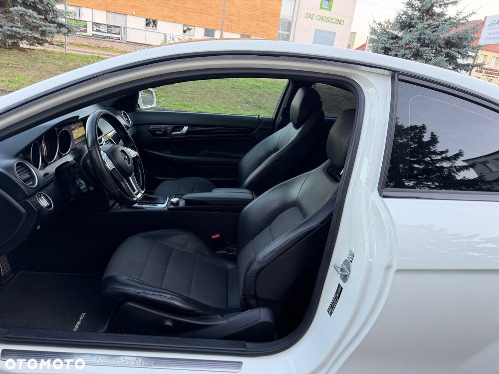 Mercedes-Benz Klasa C 250 7G-TRONIC Edition - 10