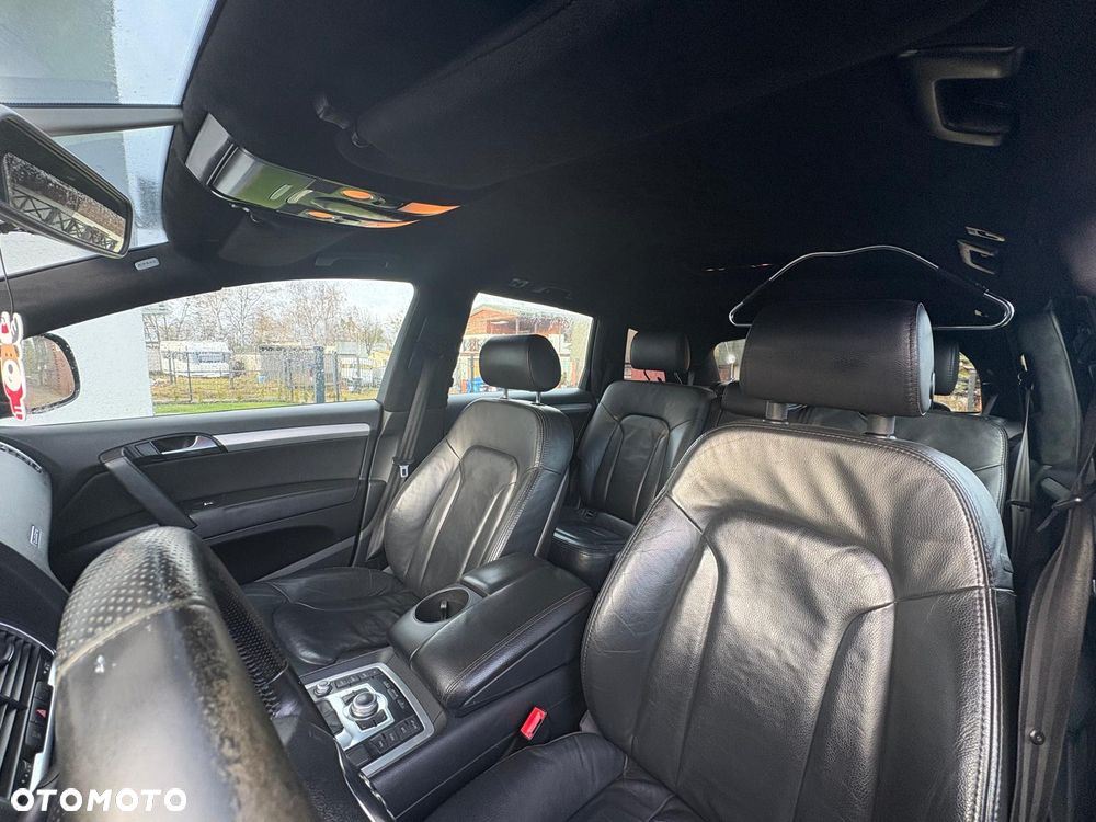 Audi Q7 - 11