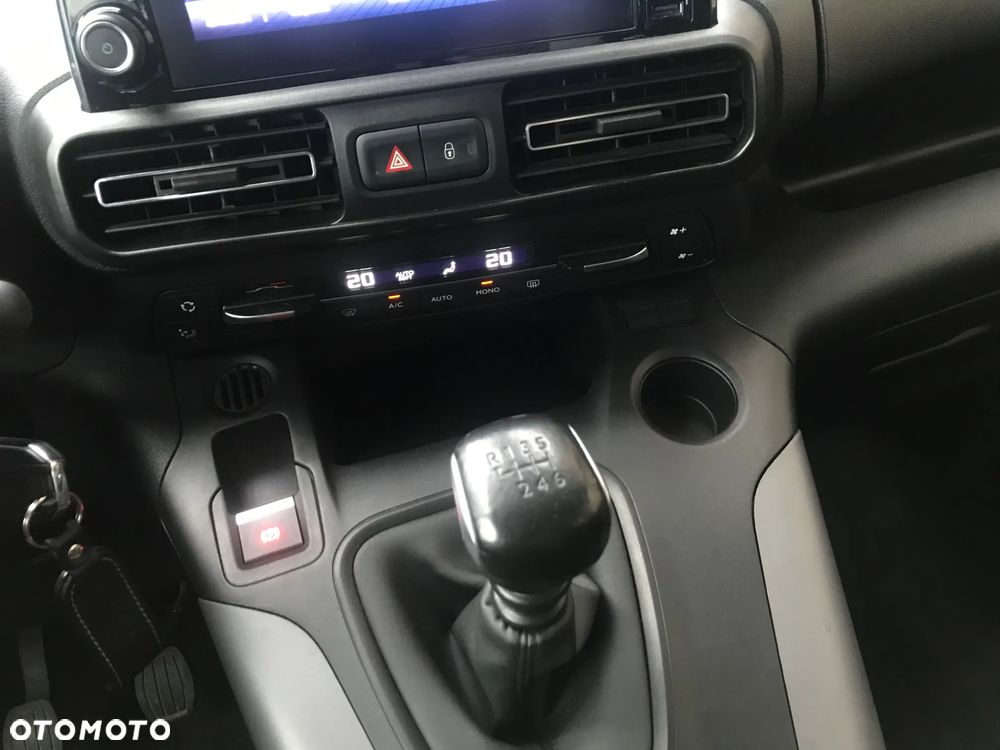 Toyota Proace City Verso 1.5 D-4D Family - 32