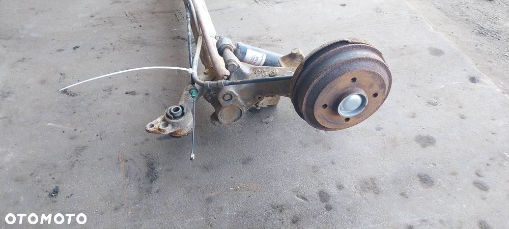 BELKA OŚ ZAWIESZENIA TYŁ BĘBNY BEZ ABS PEUGEOT 206 I HB 5D - 6