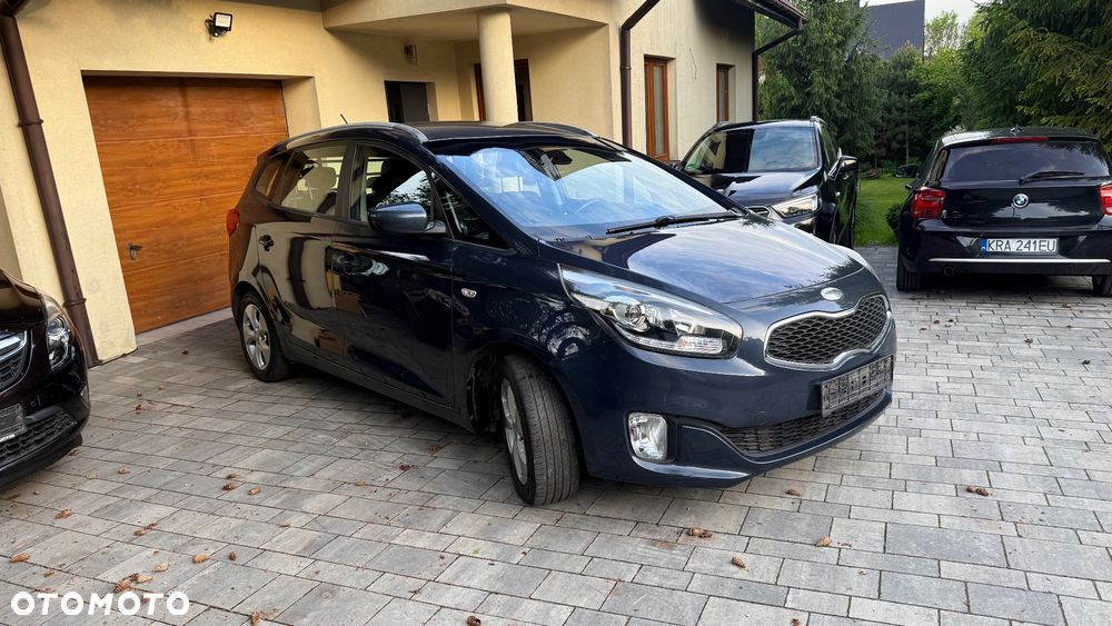 Kia Carens 1.6 GDI Dream Team Edition - 5