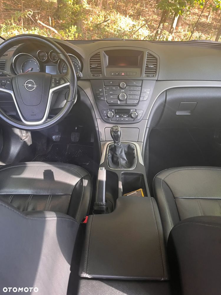 Opel Insignia - 14