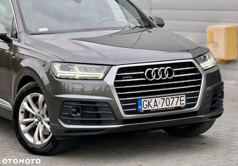Audi Q7 - 11