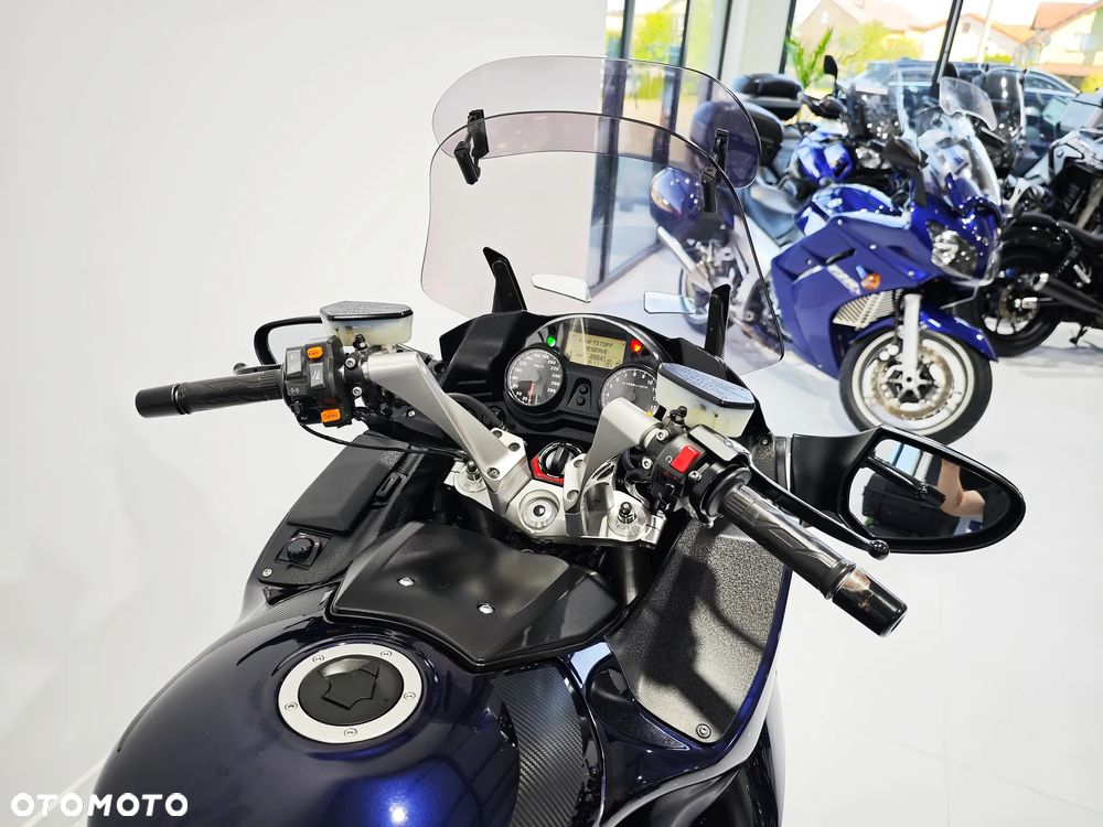 Kawasaki GTR - 13