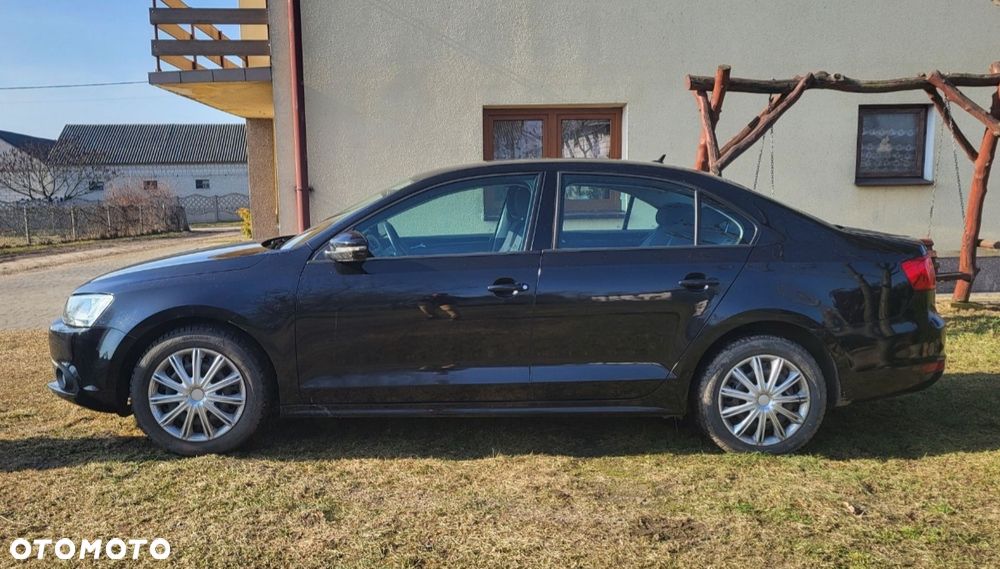Volkswagen Jetta 1.6 TDI Highline Optimum - 1