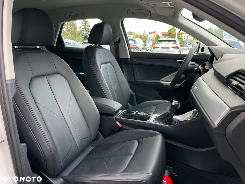 Audi Q3 Sportback - 21