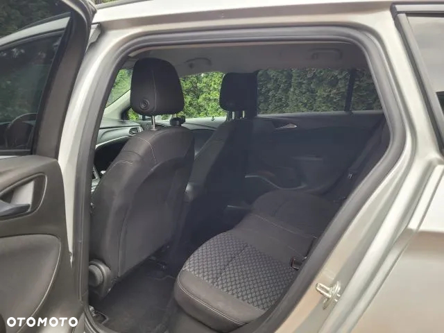 Opel Astra - 19