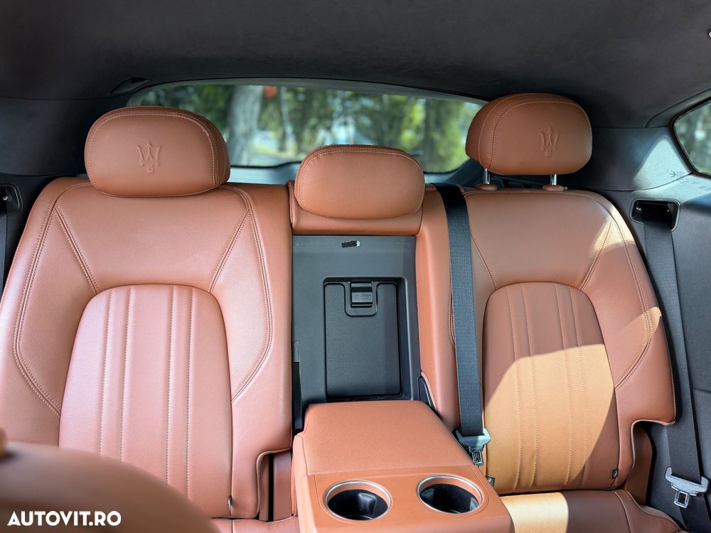 Maserati Levante - 10