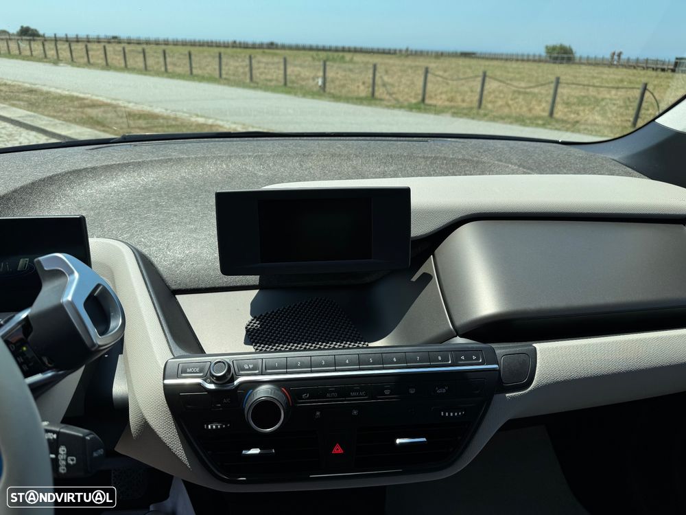 BMW i3 Standard - 9