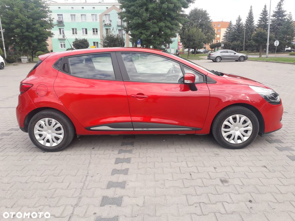 Renault Clio 1.2 16V Life - 4