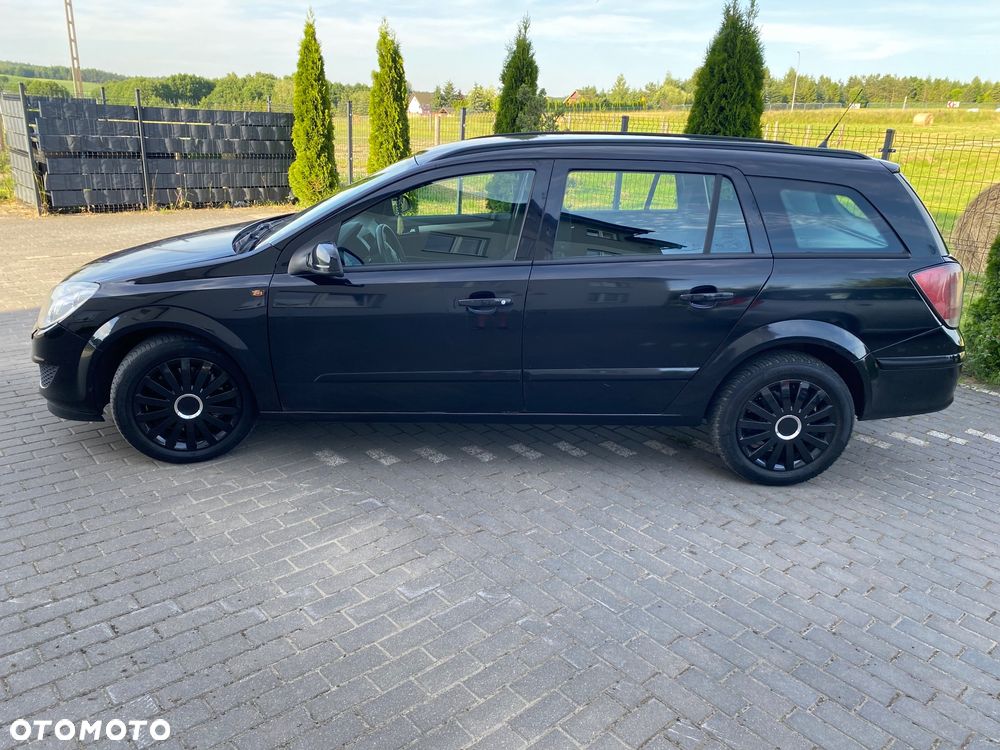 Opel Astra 1.9 CDTI - 4
