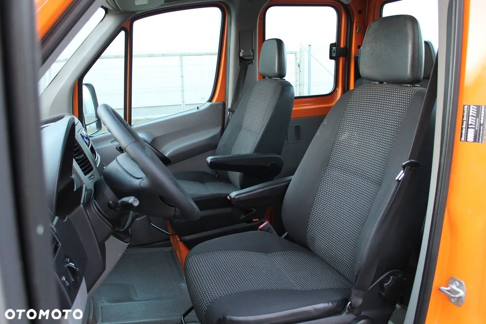 Mercedes-Benz Sprinter - 27