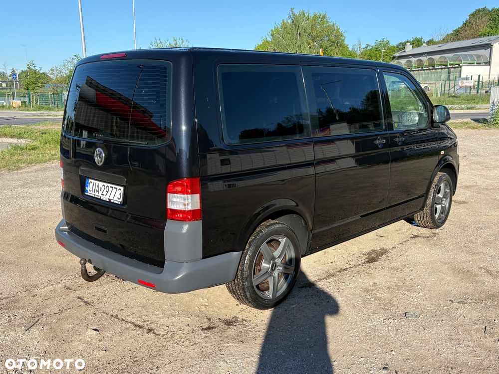Volkswagen Transporter T5 - 2